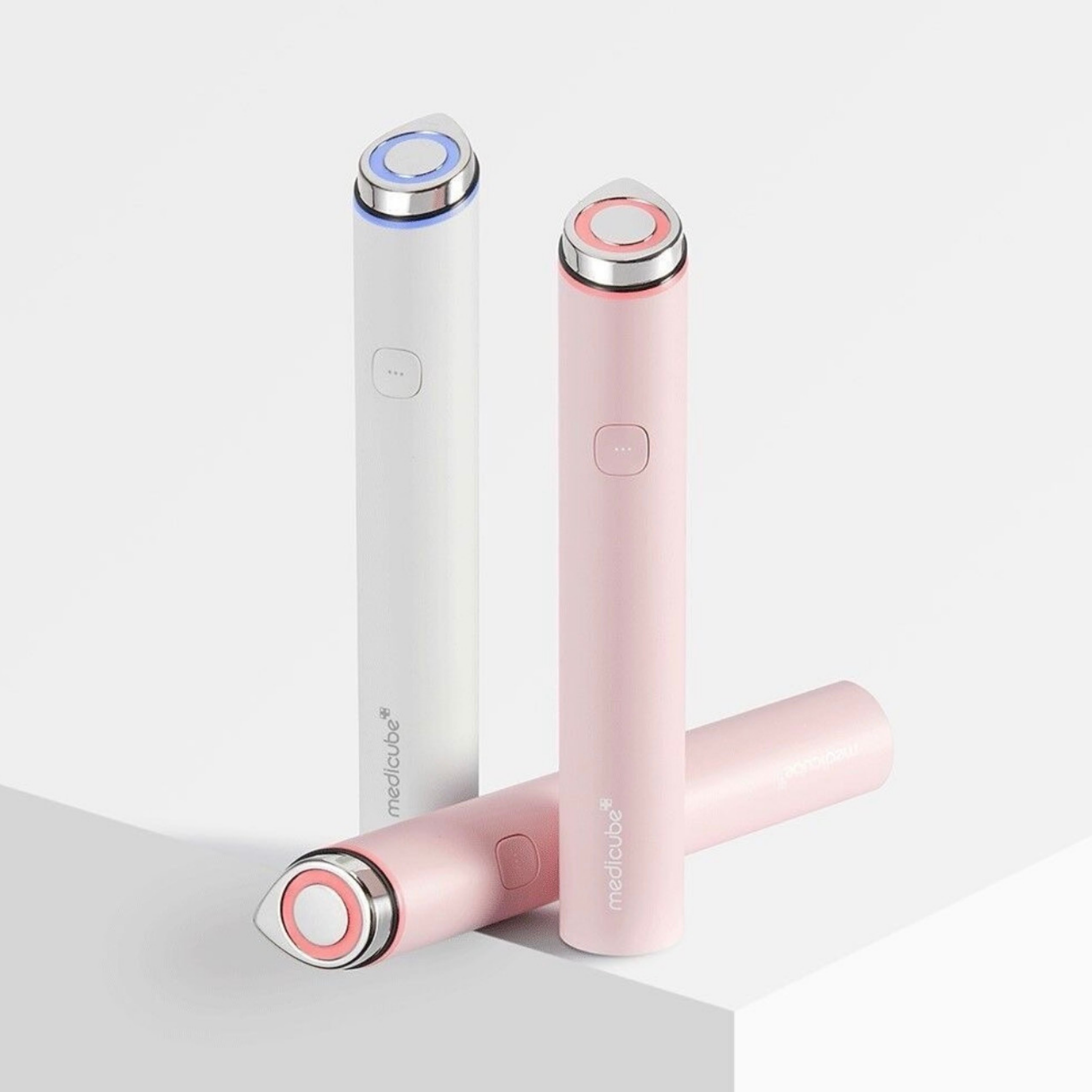 Dispositivo Facial Reafirmante y Luminosidad (Medicube)